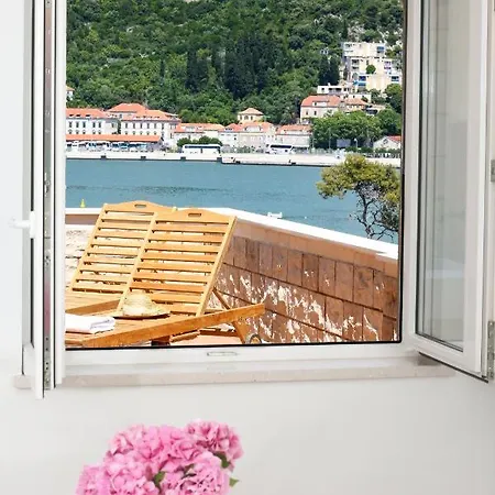 Dee Dee * Dubrovnik