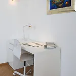 Dee Dee Apartman