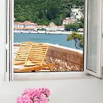 Dee Dee * Dubrovnik