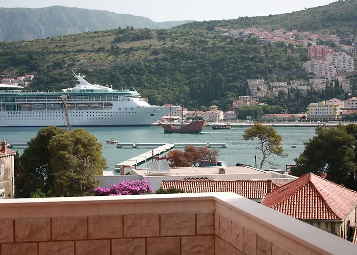 Dee Dee Διαμέρισμα Ντουμπρόβνικ